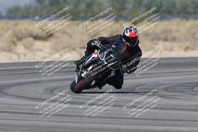 media/Oct-13-2025-Moto Forza (Mon) [[a66d839500]]/3-B Group/Session 3 (Turn 16)/